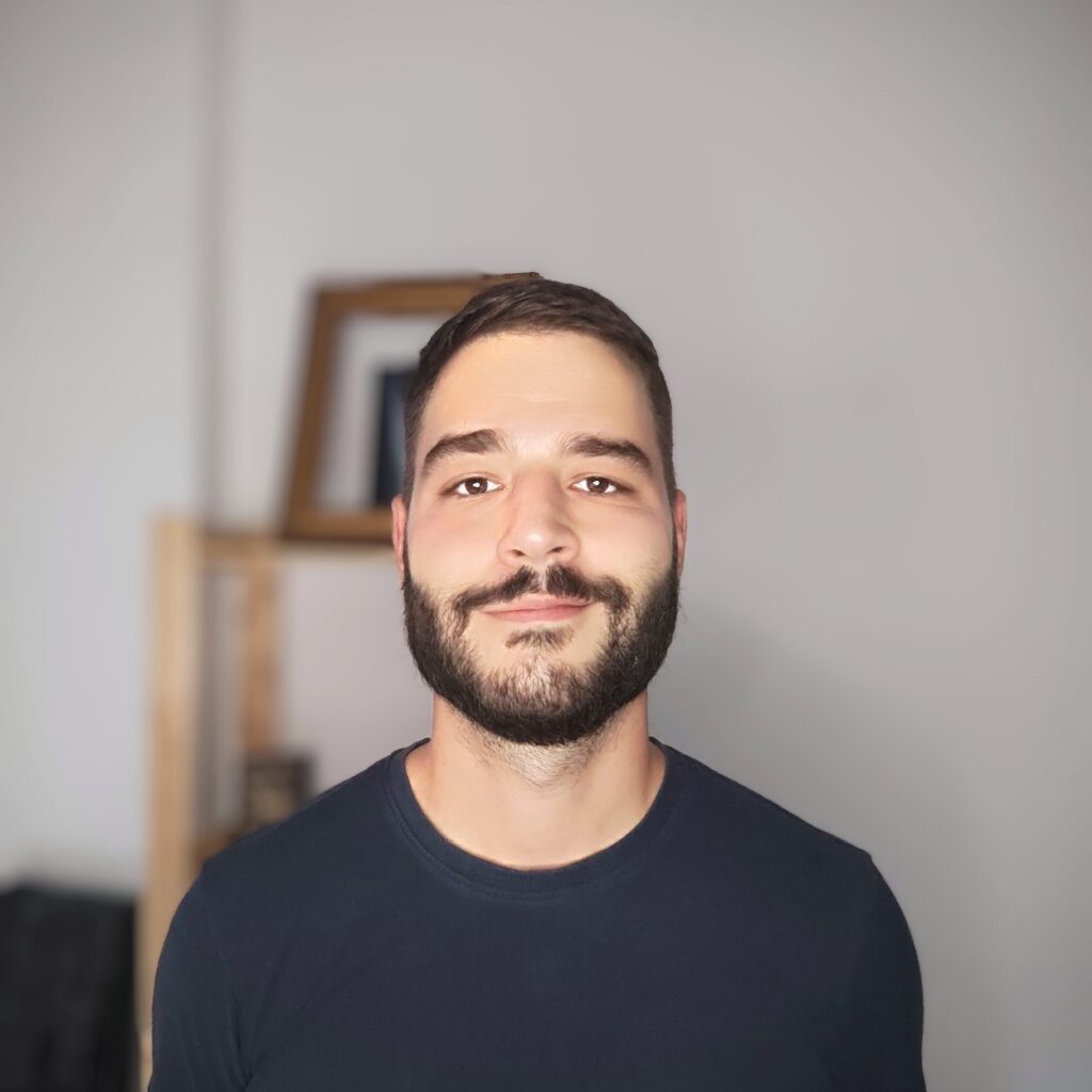 Nikola, autor sajta.